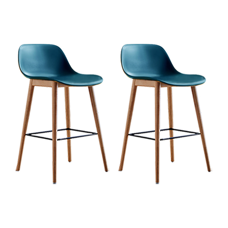 Scandinavian Armless Bar Stools Plastic Low Back Barstool with 4 Beech Legs