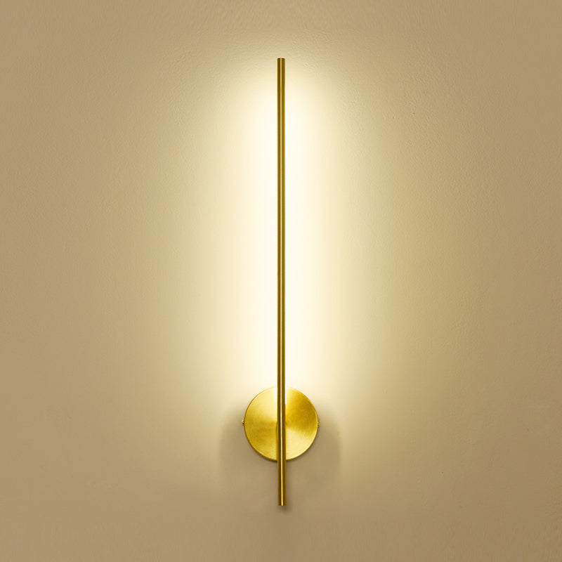 Linear Shade Metal Wall Sconce Modern Style Single Light Wall Lighting Fixtures in Brass