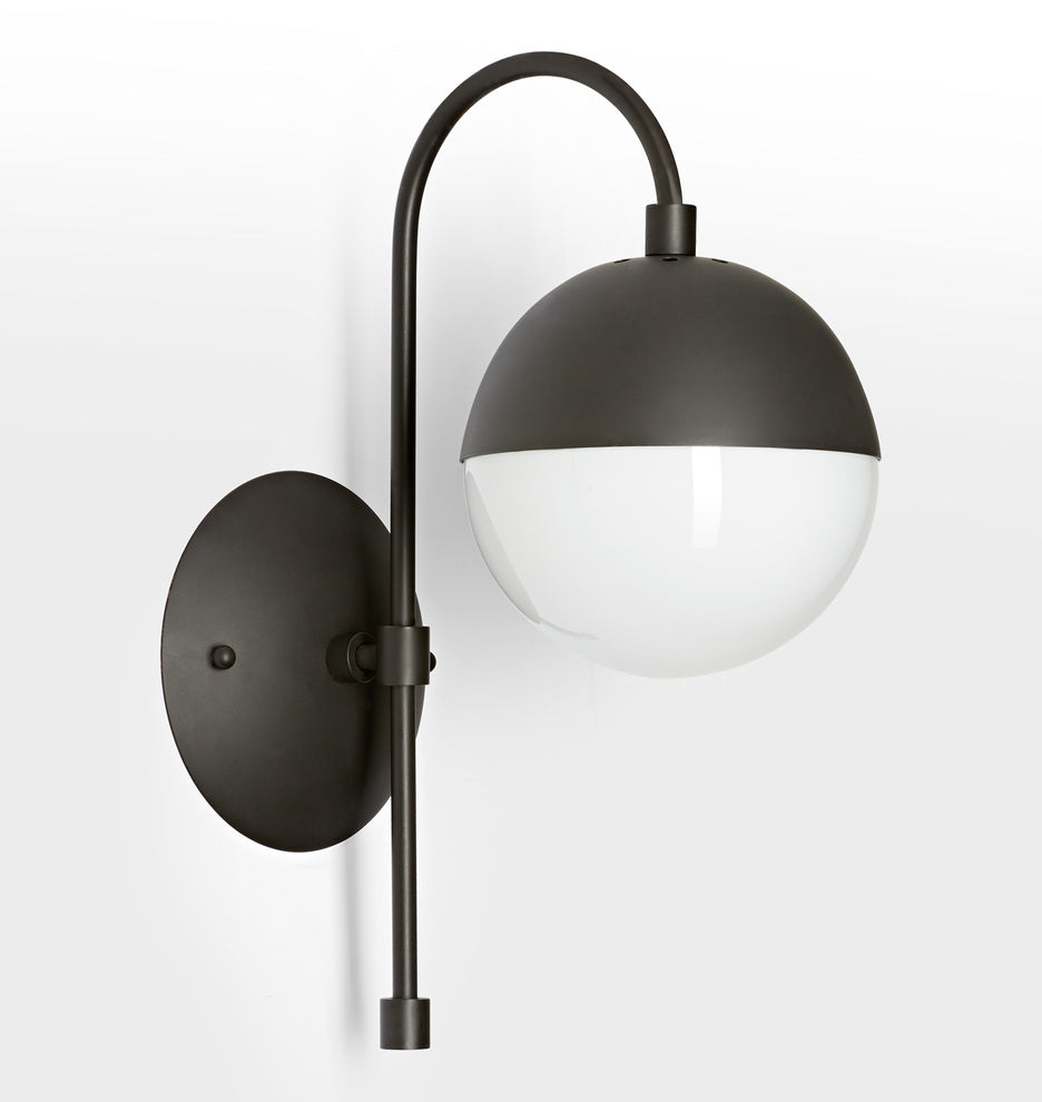 Nordic Style Metal Wall Light Globe 1 Light Wall Sconce for Living Room