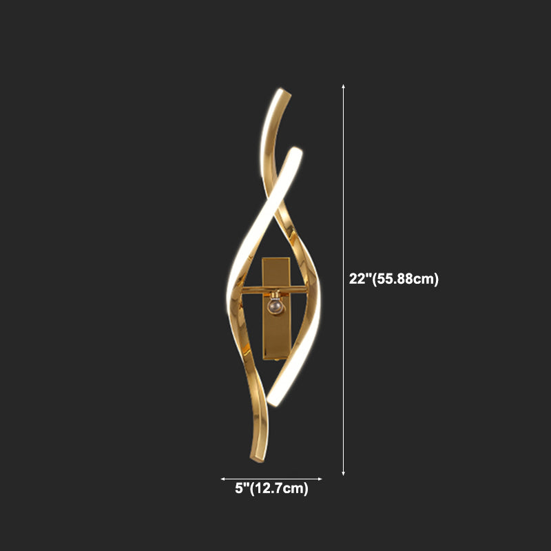 Linear Shade Metal Wall Sconce Modern Style 2 Lights Wall Mount Lighting in Gold