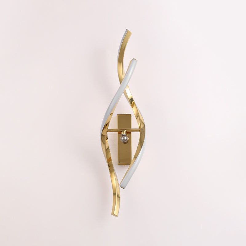 Linear Shade Metal Wall Sconce Modern Style 2 Lights Wall Mount Lighting in Gold