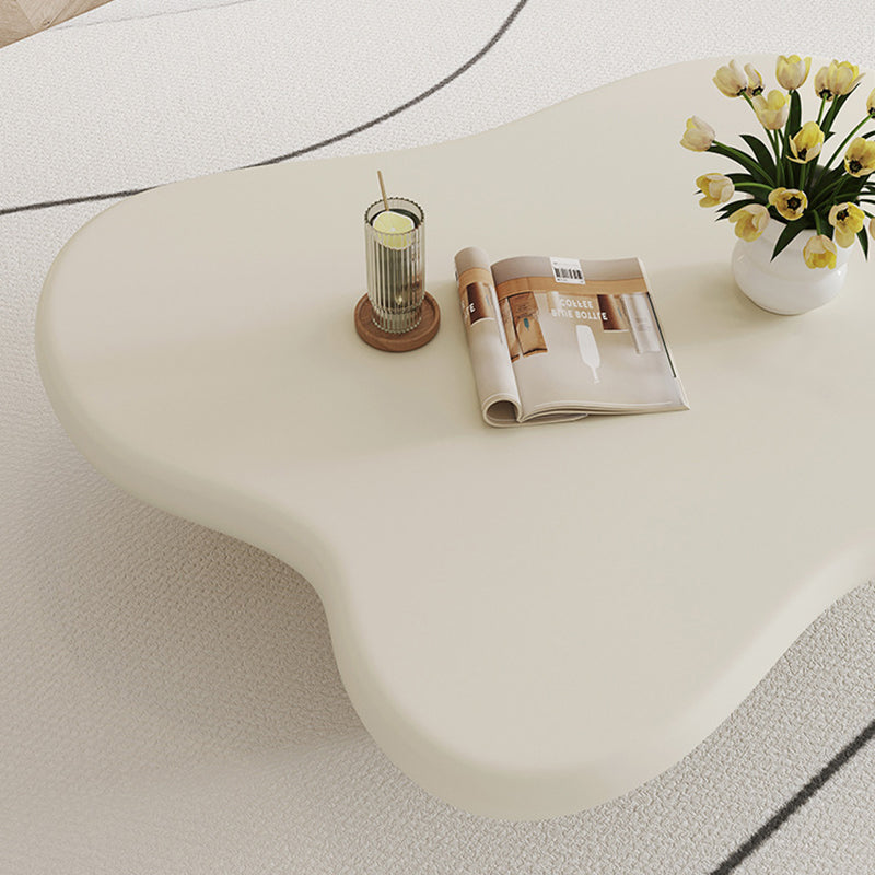 Scandinavian Style Coffee Cocktail Table Solid Wood 3 Legs Coffee Table in White