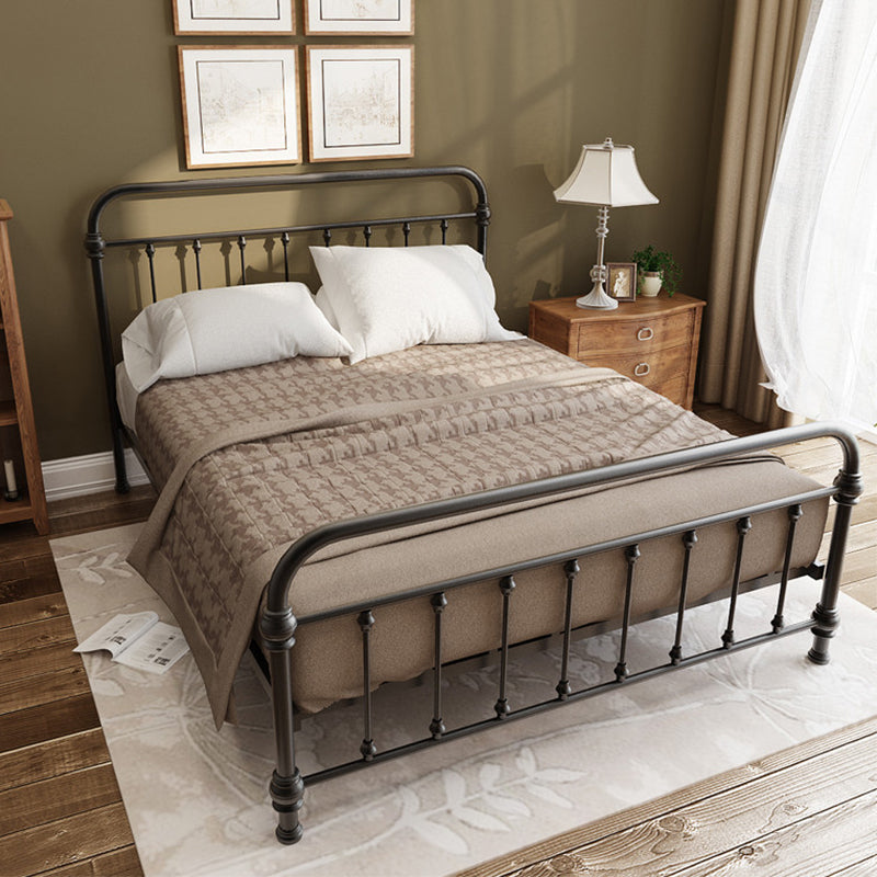Modern Black Iron Bed with Rectangle Headboard and Metal Legs