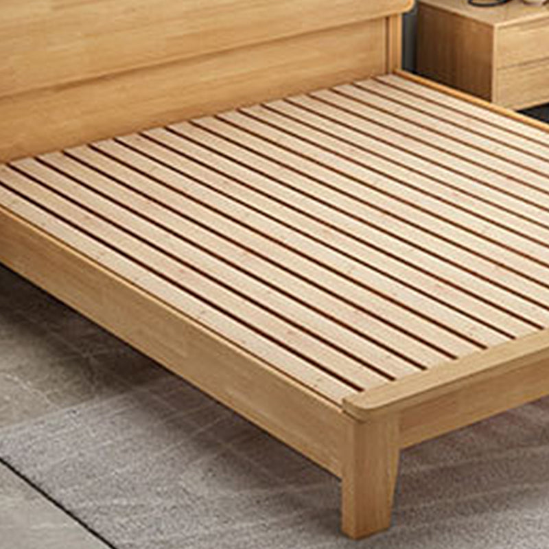 Scandinavian Penal Bed with Rectang Penal Headboard and Wooden Legs