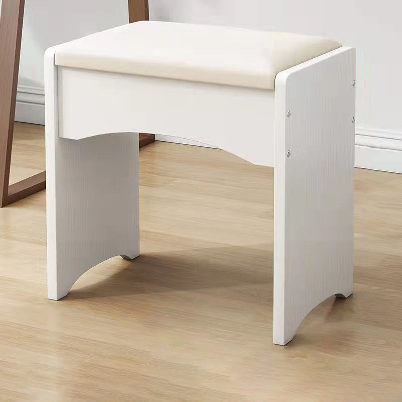 Modern PU Leather Ottoman Plain Rectangle Wood Frame Fade Resistant Target Pouf