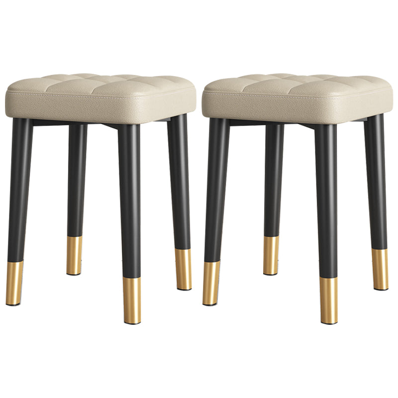 Modern PU Leather Boucle Pouf Plain Square Tufted Tear Resistant Pouf Ottoman