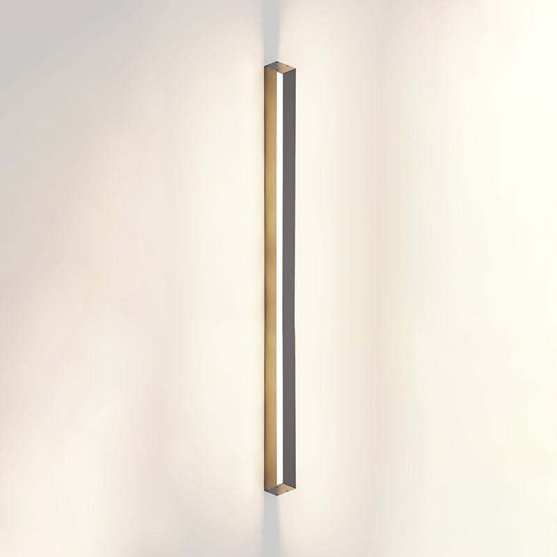 Linear Shade Metal Wall Sconce Modern Style 1 Light Wall Mounted Lighting in Black