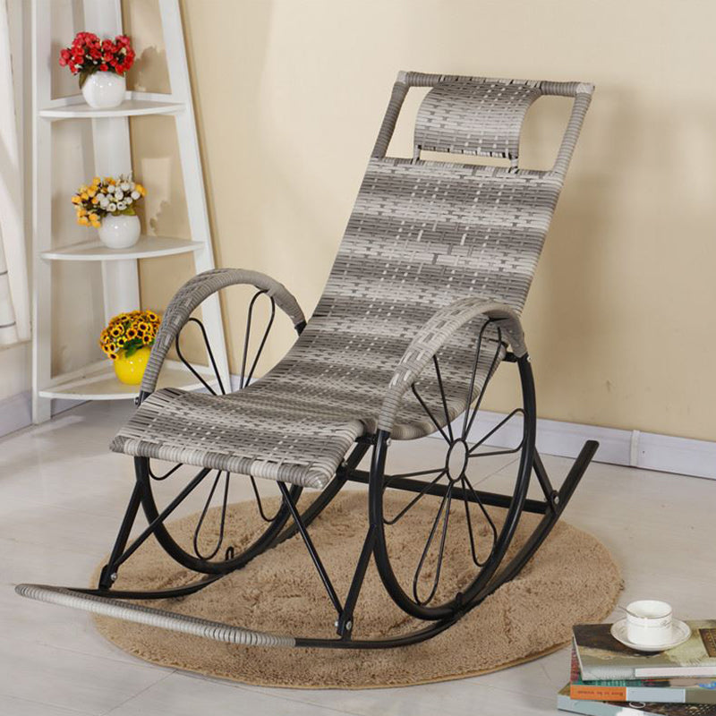 Modern Spindle Rocking Chair Metal Frame Woven Rope Rocker Chair for Home