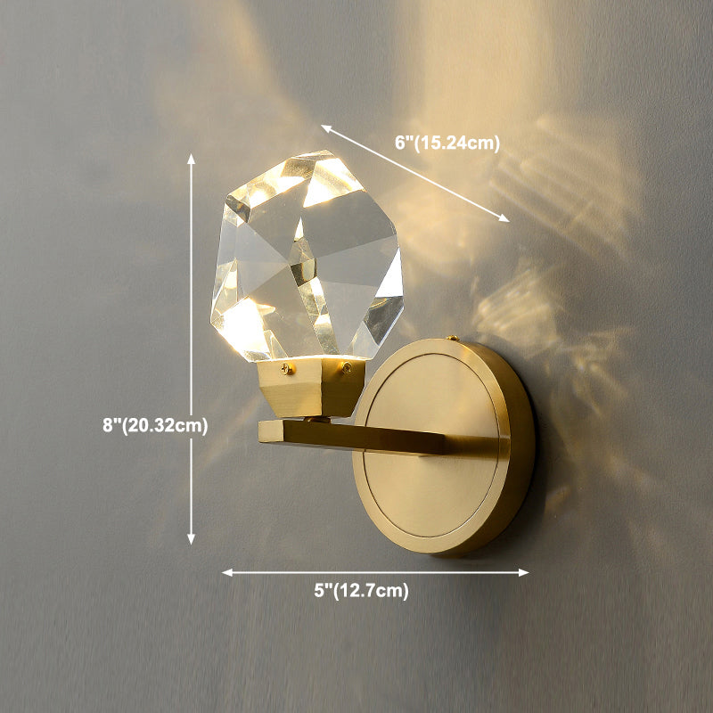 Unique Shade Crystal Wall Sconce Modern Style 1 Light Wall Mount Light Fixture in Brass