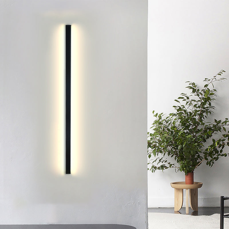 Metal Linear Shade Wall Sconce Modern Style Single Light Wall Mount Lighting in Black
