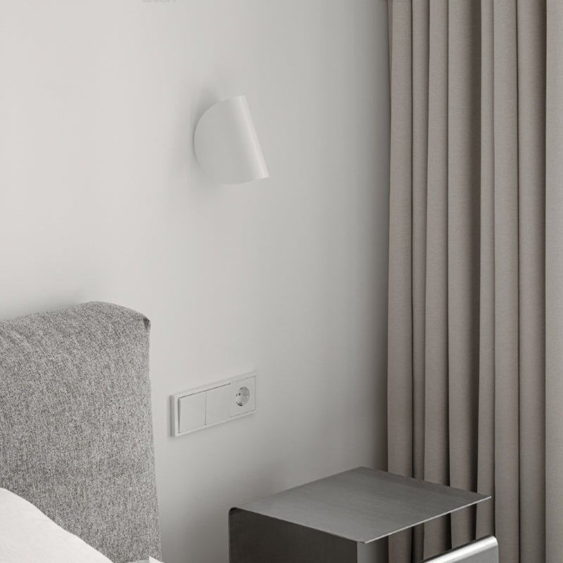 Nordic Style Metal Wall Light Geometric Shape LED Wall Sconce for Bedroom