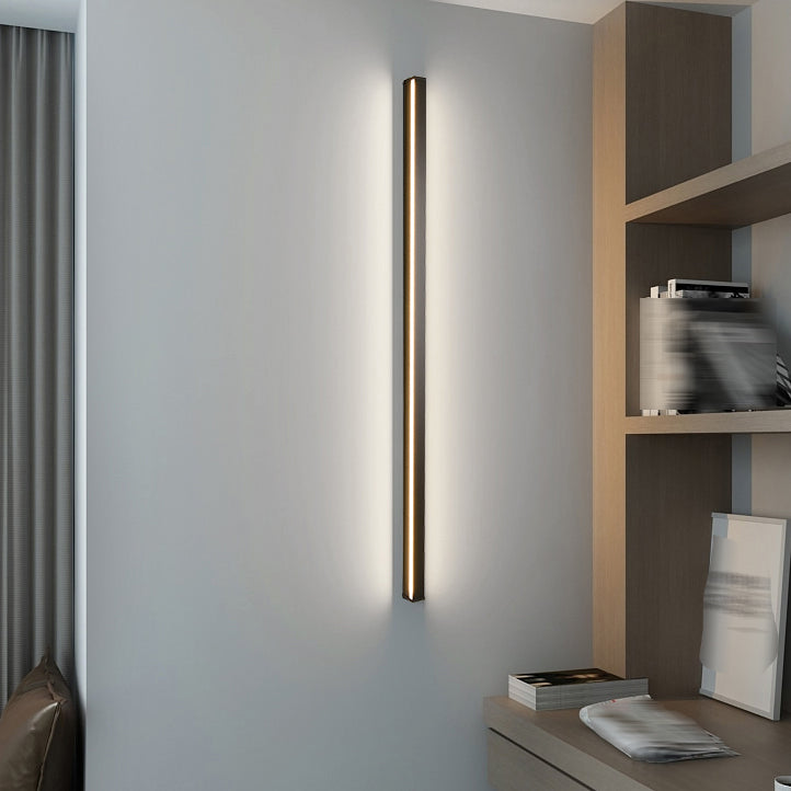 Metal Linear Shade Wall Sconce Modern Style 1- Light Wall Mount Light in Black
