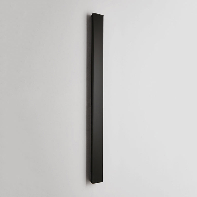 Metal Linear Shade Wall Sconce Modern Style 1- Light Wall Mount Light in Black