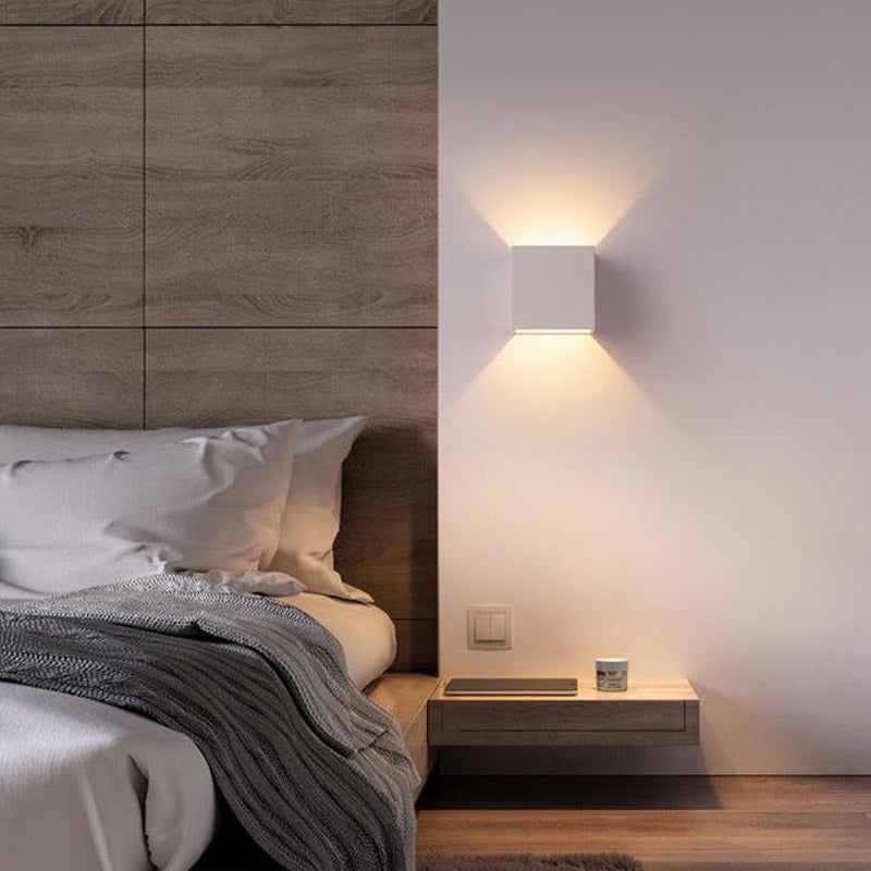 Square Shade Metal Wall Sconce Modern Style 2 Lights Wall Mount Lighting