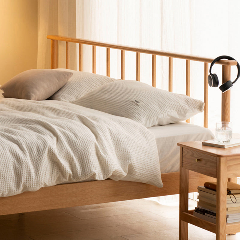 Scandinavian Solid Color Oak Mattress Included with Headboard Slat Bed