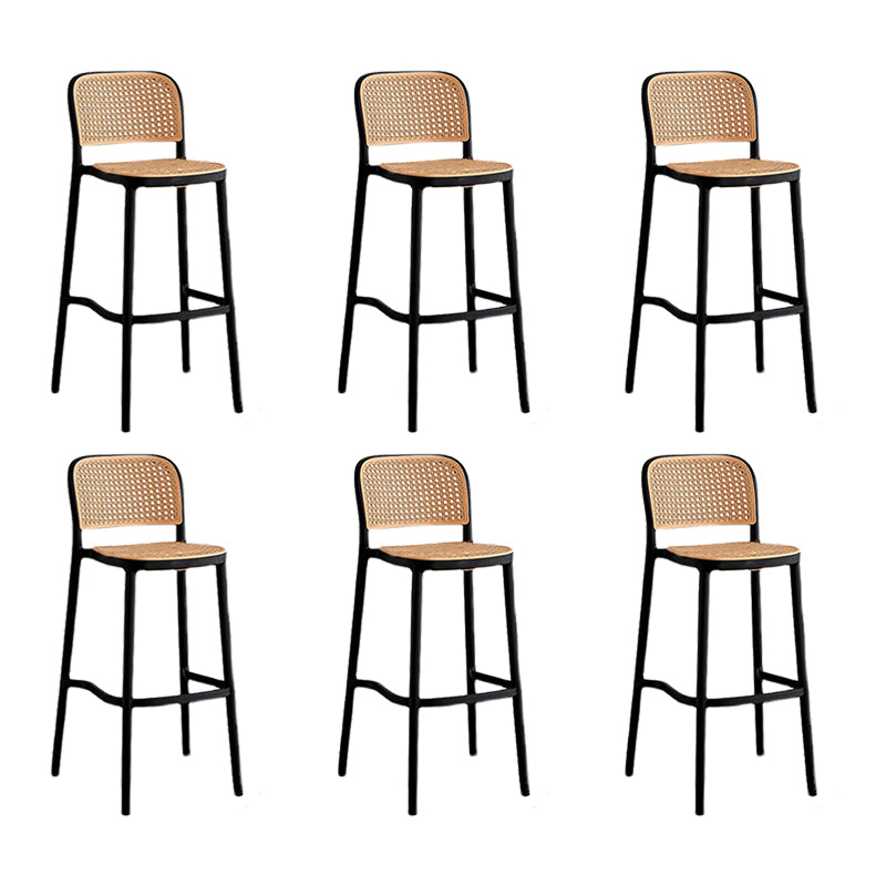 Scandinavian Low Back Plastic Counter Stool Rectangle Seat Plastic Furniture