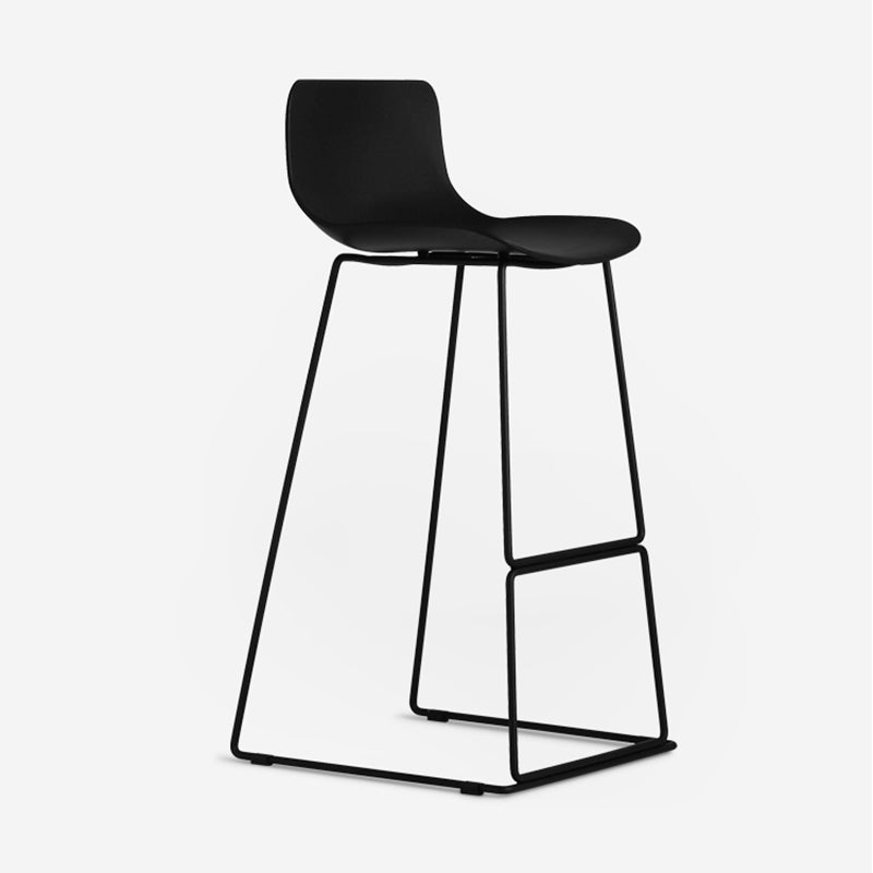 Scandinavian Pp Plastic Bar Stool Armless Stool with Steel Frame
