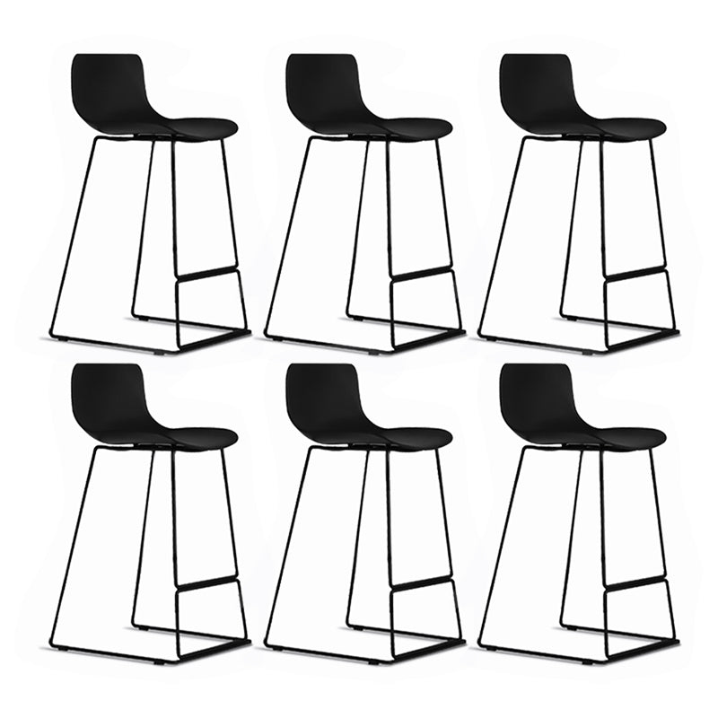 Scandinavian Pp Plastic Bar Stool Armless Stool with Steel Frame