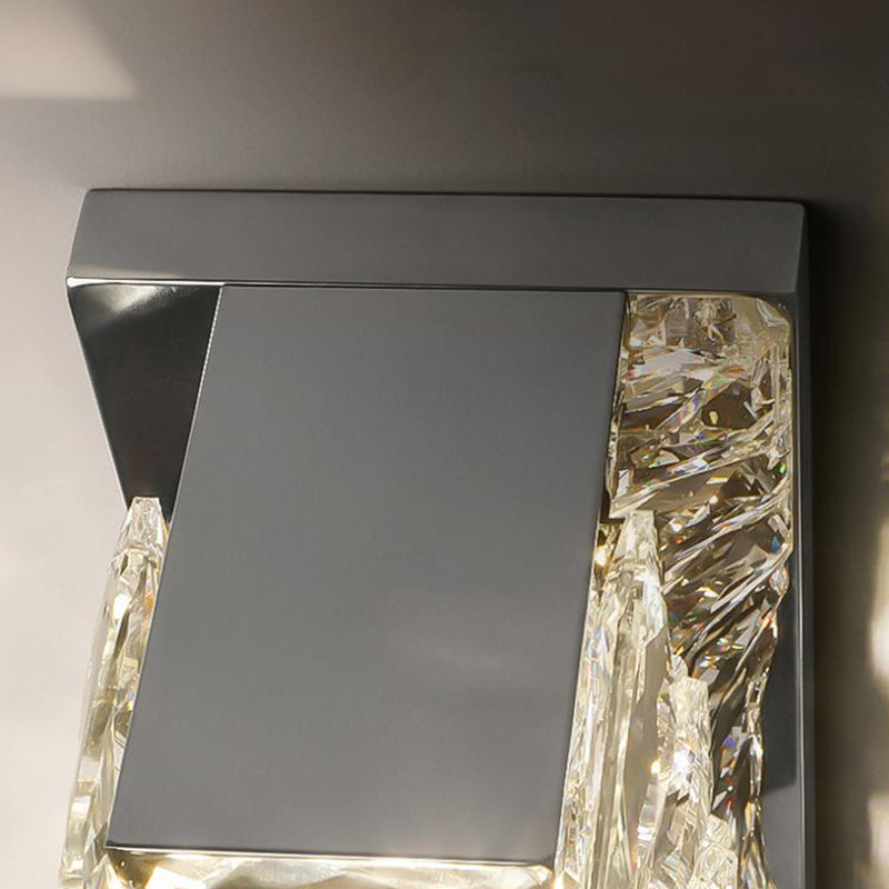 Unique Shade Crystal Wall Sconce Modern Style Single Light Wall Mount Lighting in Silver