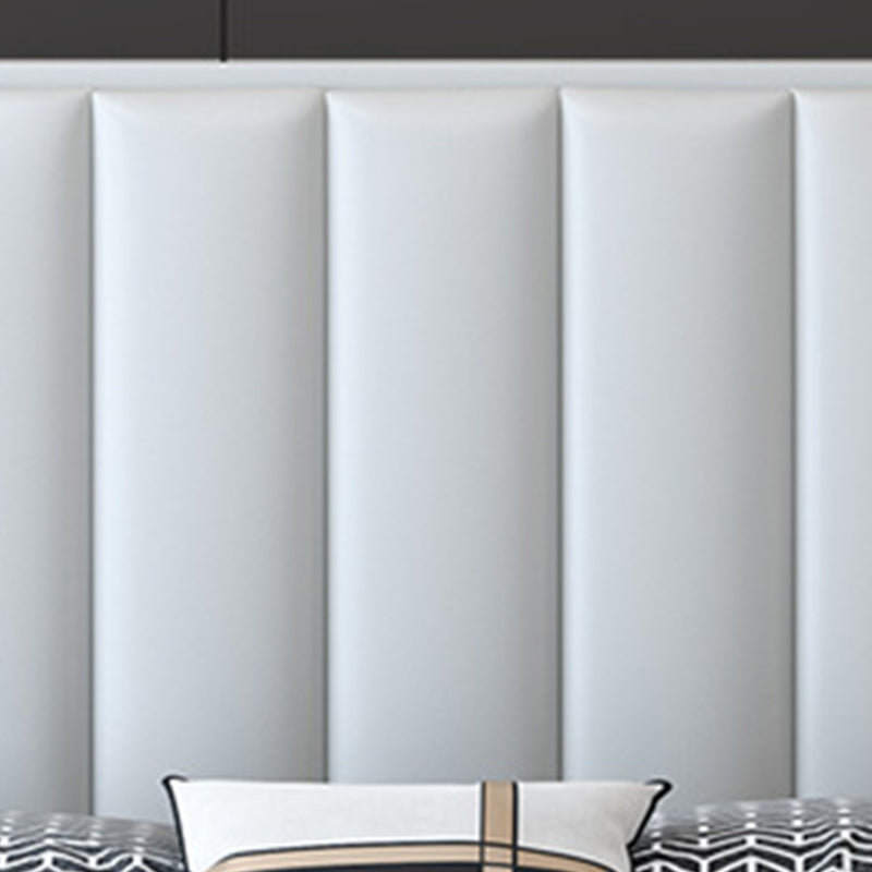 Glam Solid Wood Solid Color Mattress Included with Scooped Headboard Standard Bed