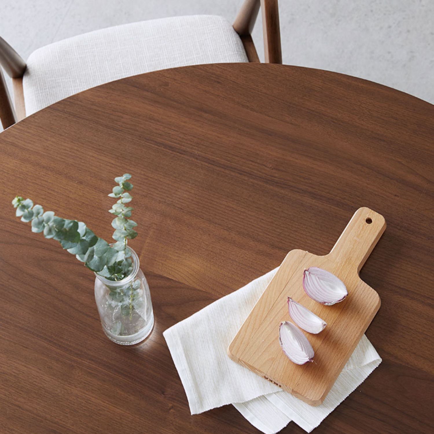 1/2/3/4 Pieces Solid Wood Dining Set Modern Pine Wood Round Table with Wooden Chairs