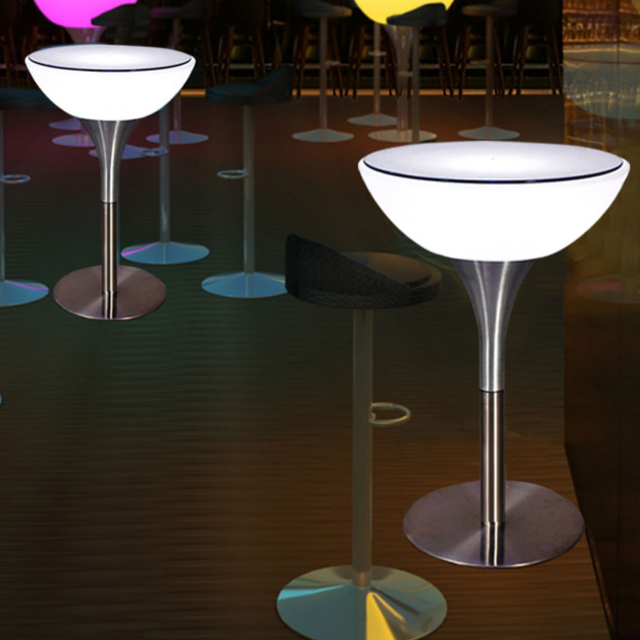 Modern White Plastic Counter Table with Round Table Top Silver Pedestal Table