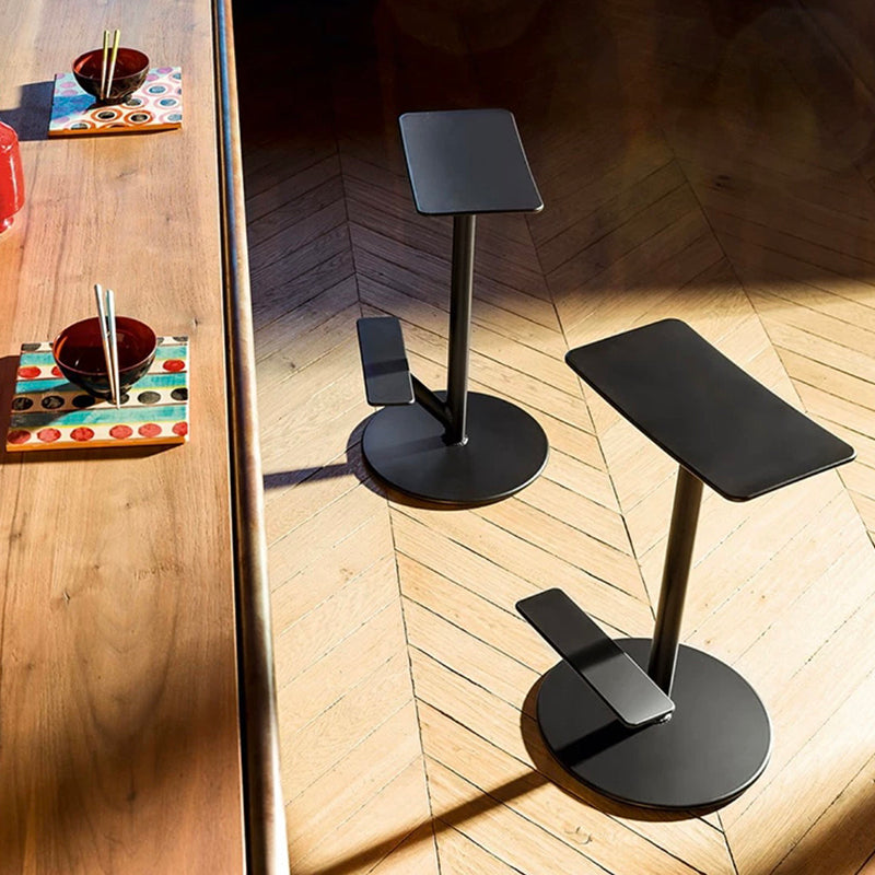 Metal Backless Counter Stool Modern Indoor Bar Stool with Footrest