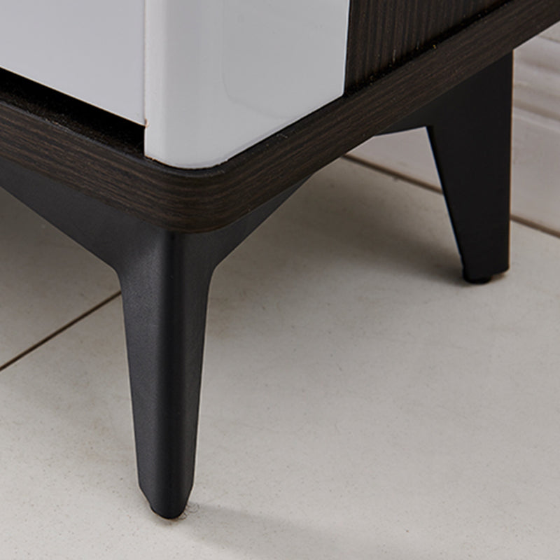 15.6-inch W Contemporary Dresser Manufactured Wood Storage Chest