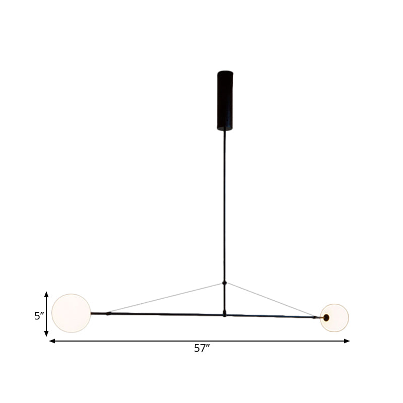 2 Köpfe Innenheizleuchte mit globaler weißer Glasschatten Minimalistischer schwarzer Kronleuchterlampe