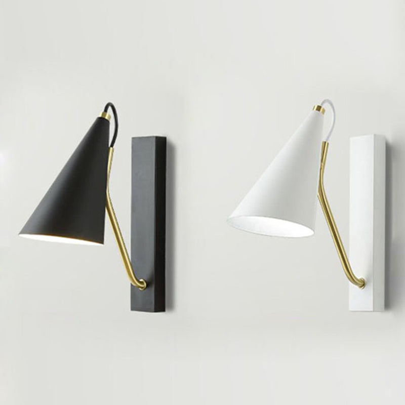 Single White/Black Modernism Wall Mounted Sconce Metal Wall Light for Foyer