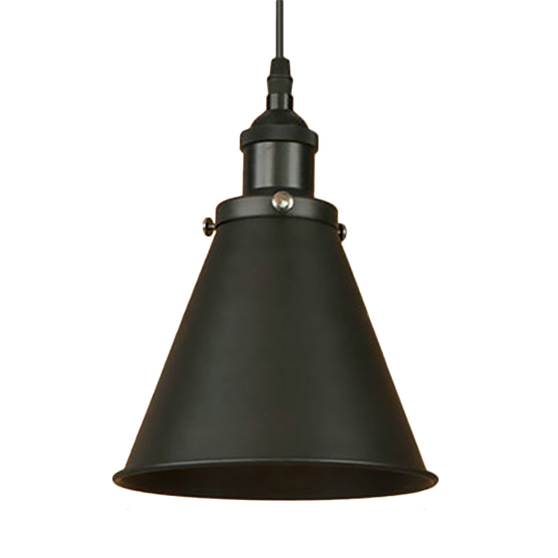 1 Cone à cône clair en forme de lumière suspendue industrielle Black / Brass Fer Pendante pour salle à manger