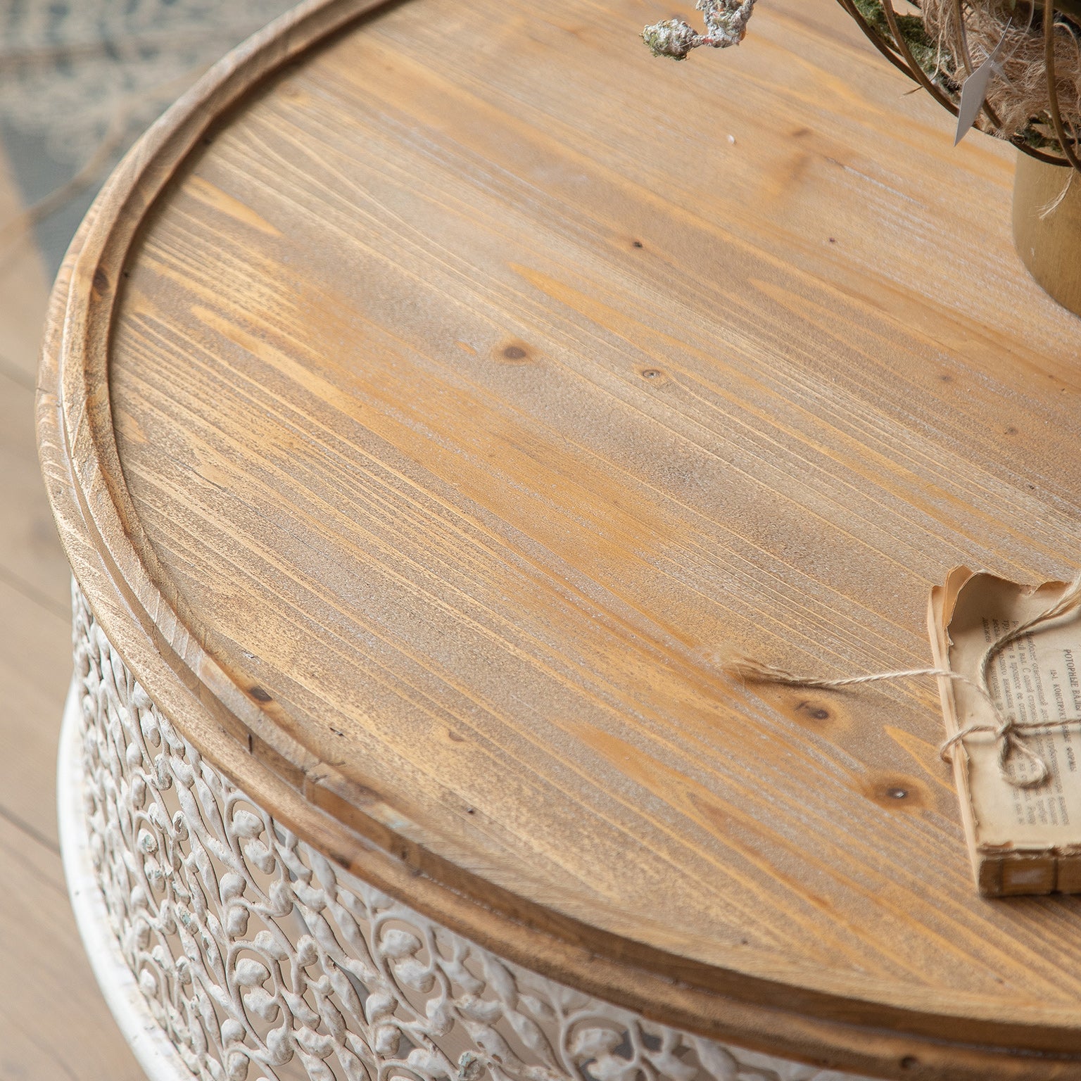 French Country Round Distressed Coffee Table Solid Wood Cocktail Table