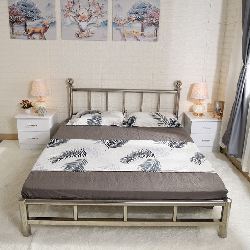 Silver Modern Steel Bed Rectangular Standard Bed with Metal Legs