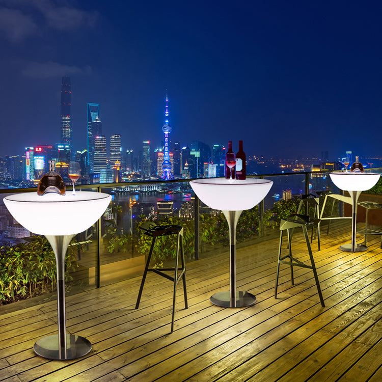 Polyethylene Round Table Industrial Style Bar Lighted Bar Table