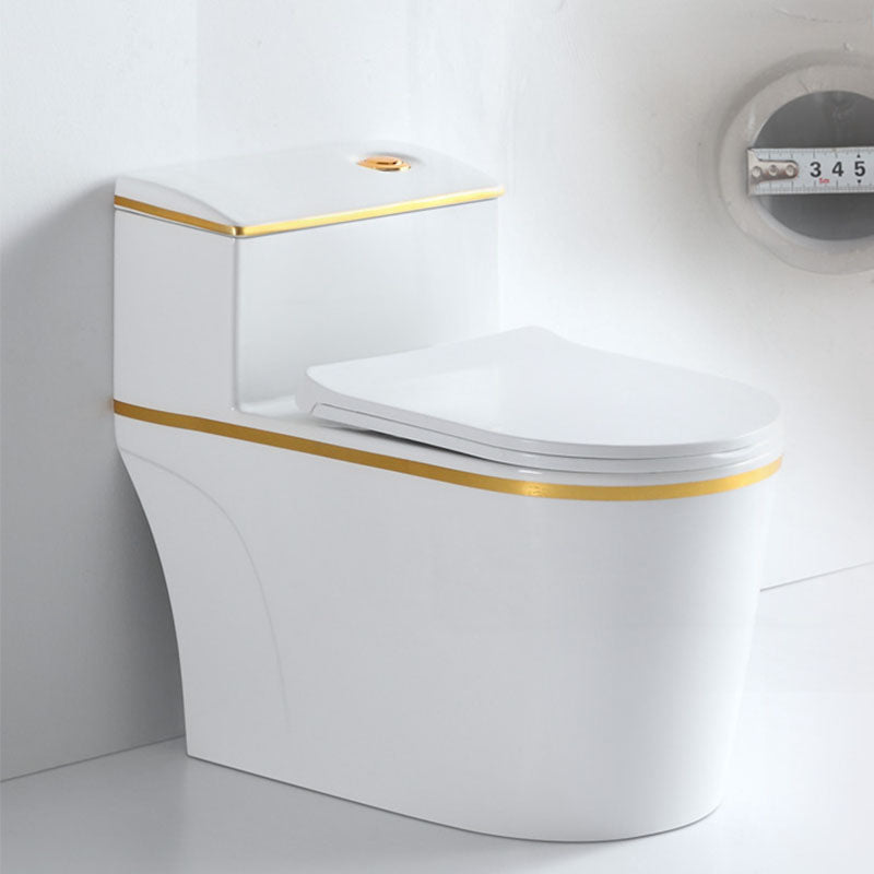 Siphon Jet Toilet Traditional One-Piece Toilet with Slow Close Seat