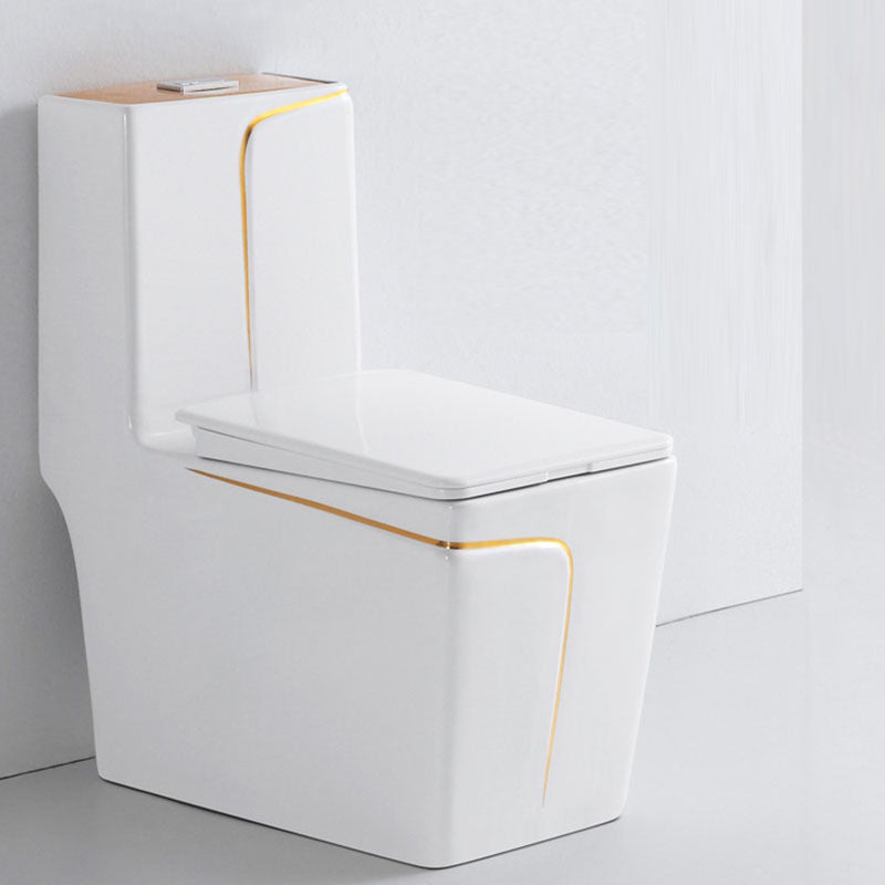 Siphon Jet Toilet Traditional One-Piece Toilet with Slow Close Seat
