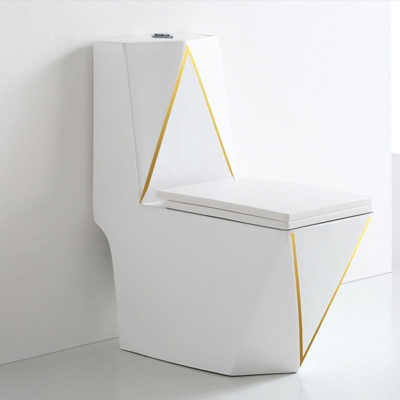 Siphon Jet Toilet Traditional One-Piece Toilet with Slow Close Seat