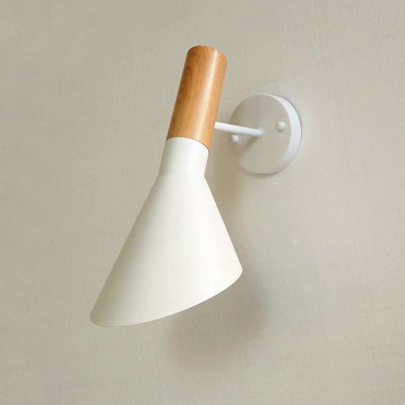 Industrial Style Hourglass Shape Wall Sconce Metal 1 Sconce Light in White/Black