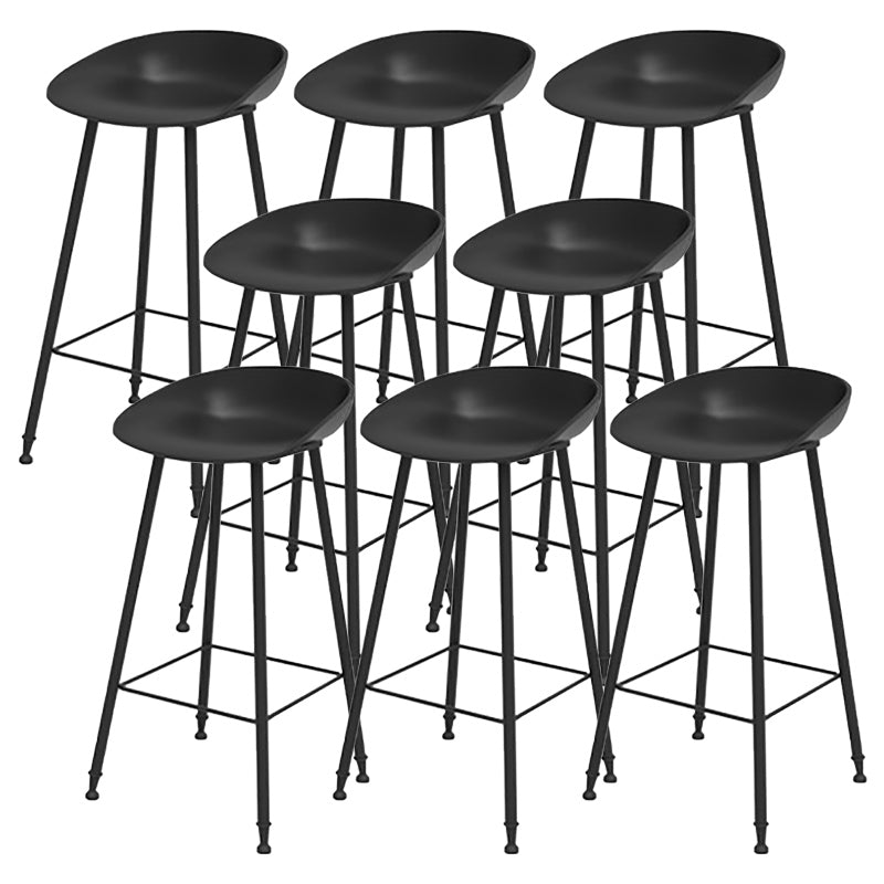 Contemporary Metal Base Indoor Stool PP Plastic Low Back Bar Stool