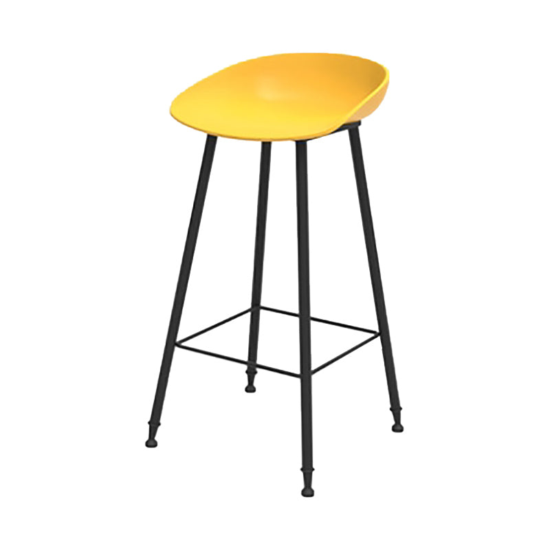 Contemporary Metal Base Indoor Stool PP Plastic Low Back Bar Stool
