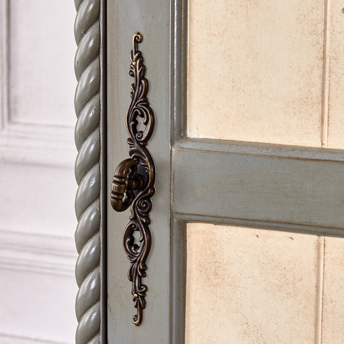 Traditional Birch Wood Storage Cabinet Matte Finish Cabinet for Home