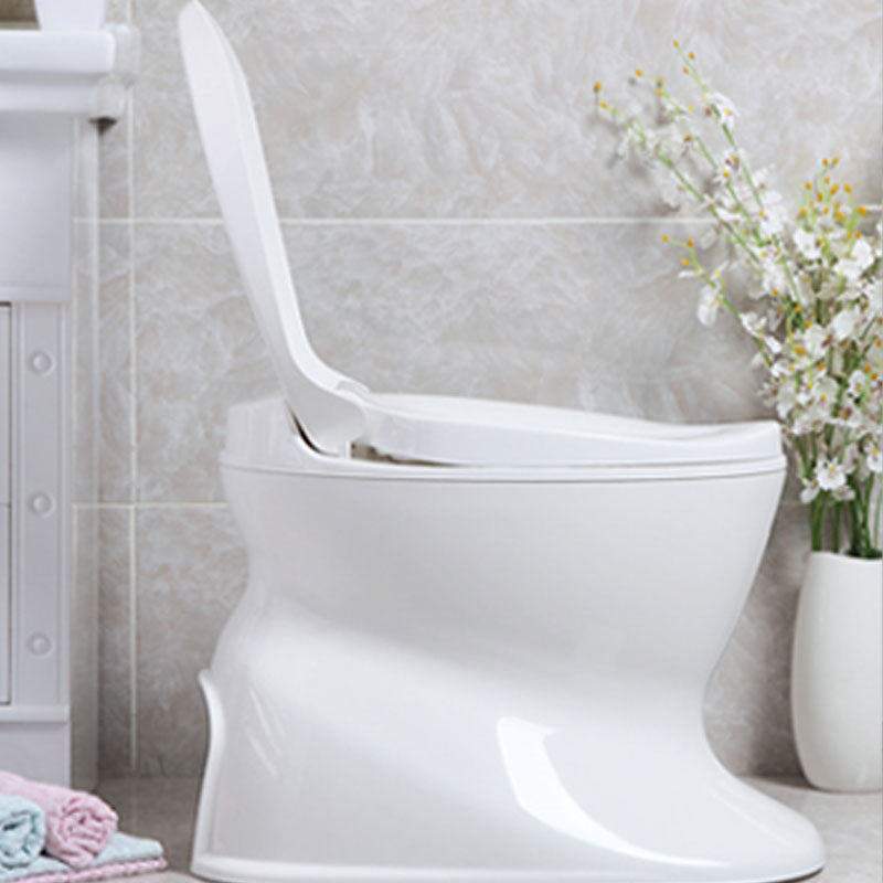 Modern Plastic Toilet Floor Mounted Toilet Bowl with Slow Close Seat for Bathroom