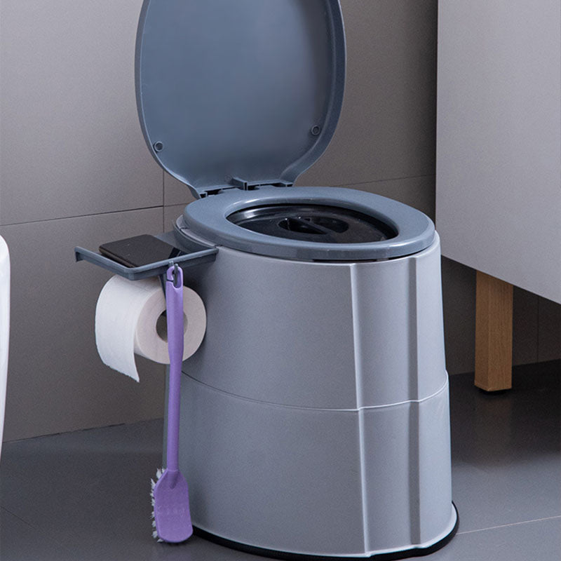 Contemporary Plastic Toilet Floor Mounted Toilet Bowl with Toilet Seat for Washroom