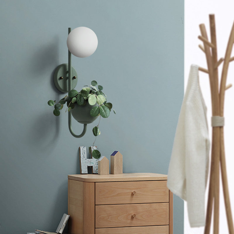 Nordic Style Iron Wall Lamp Ball Shape Wall Light for Bedroom (Included Plant)