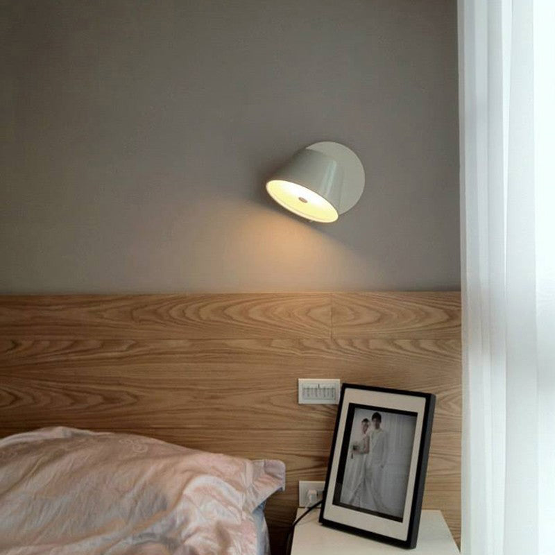 Modern Simple Metal Wall Light Cone Shape Rotatable Wall Lamp for Living Room