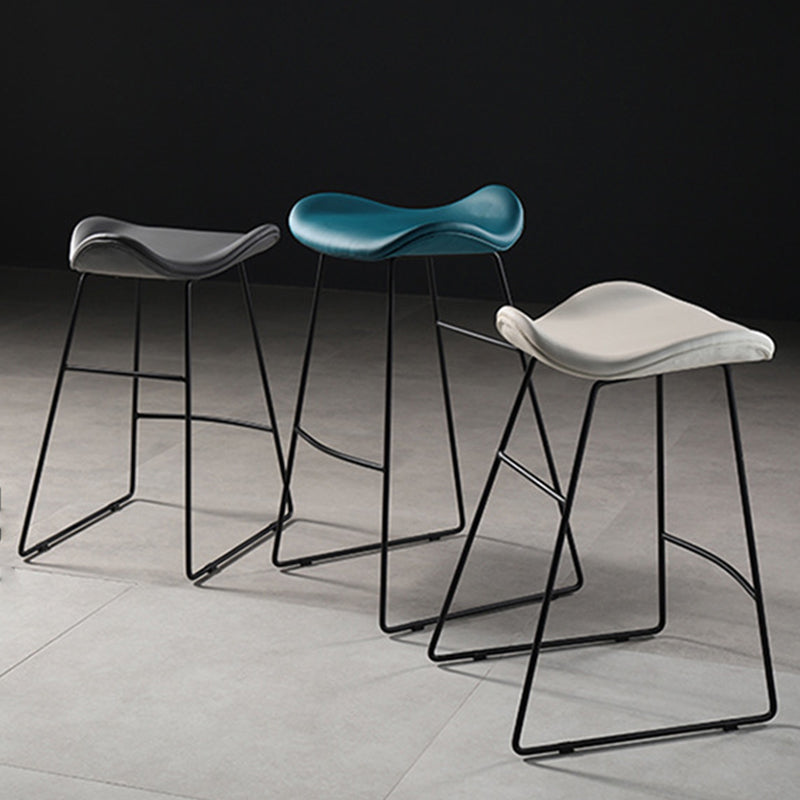 Contemporary Armless Backless Counter Stool Iron Bar Stool with Footrest