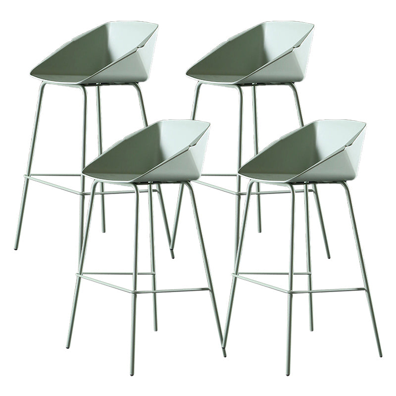 Scandinavian Metal Plastic Counter Stools Low Back Bar Stool with Footrest