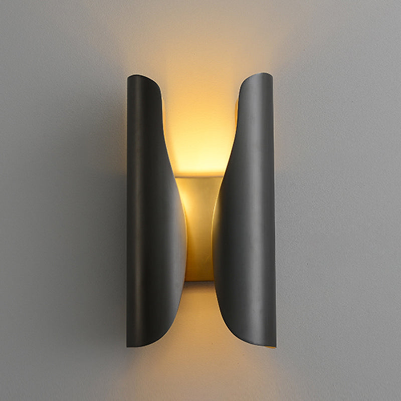 Modern Wall Sconce Geometric Shape Wall Light with Metal Shade for Study
