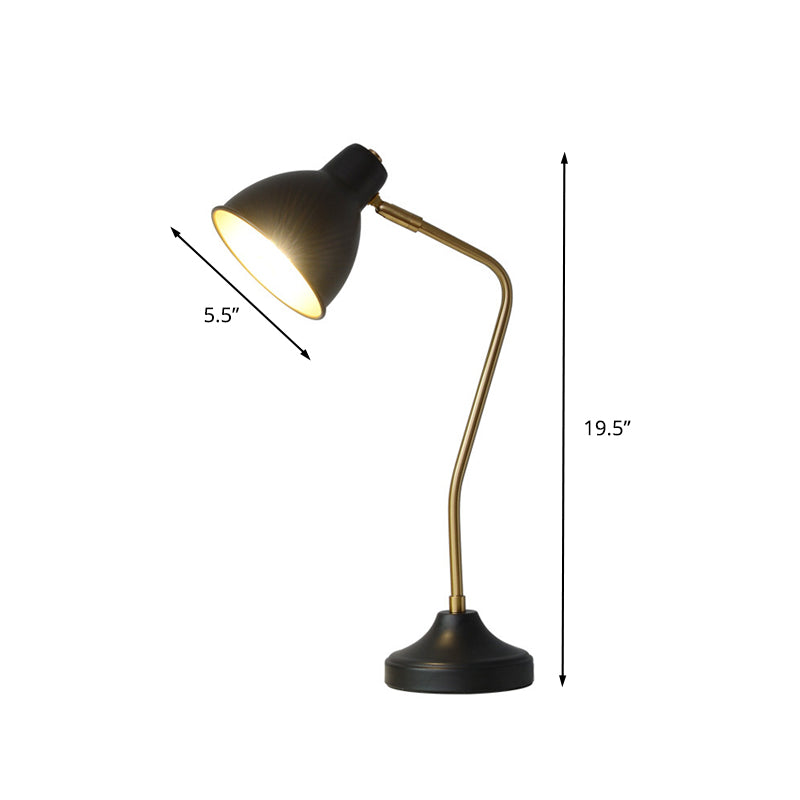Lampada da lettura da comodino a LED vintage con paralume a cupola in ferro, lampada da lettura da comodino in nero con braccio curvo
