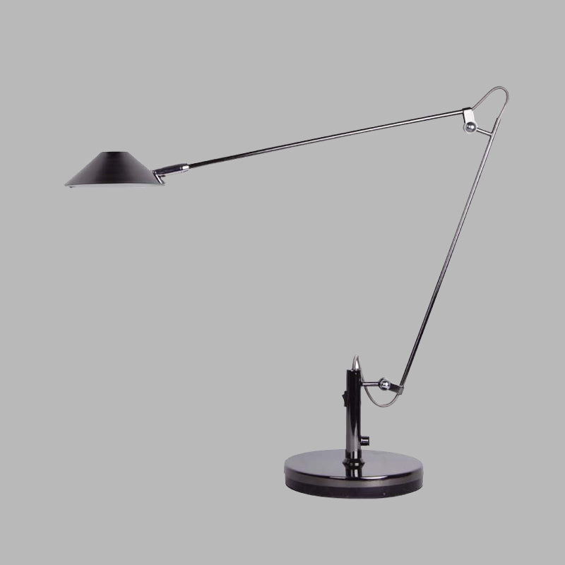 Iluminación de mesa cónica negra Lámpara de tarea de oficina de LED de metal industrial con brazo largo ajustable